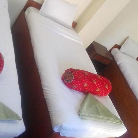 Hotel Sisters Home Kathmandu Bagian luar foto