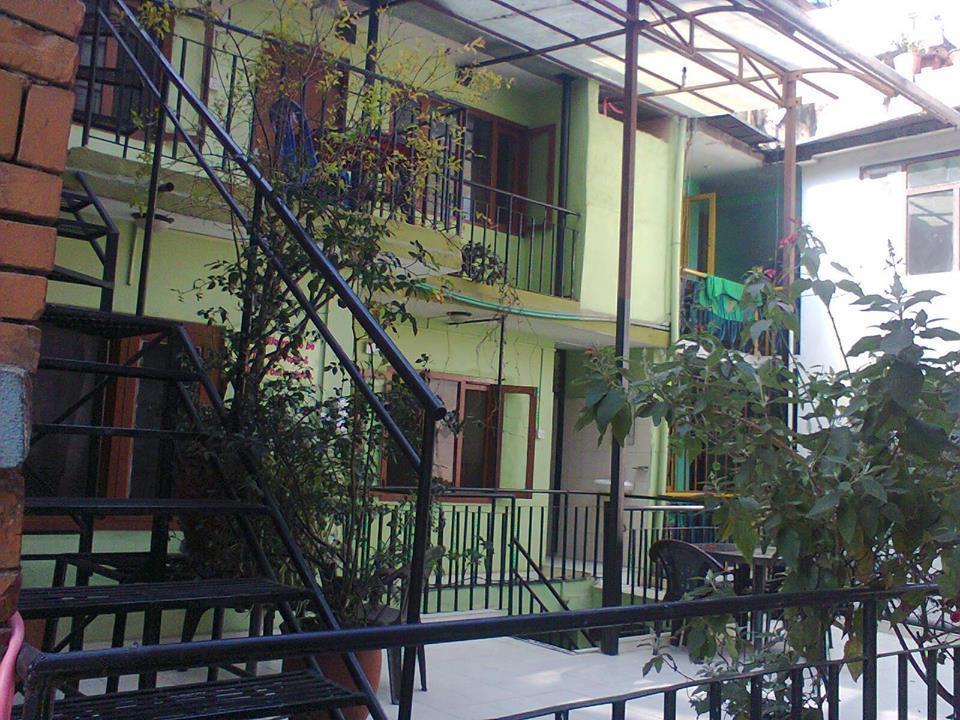 Hotel Sisters Home Kathmandu Bagian luar foto