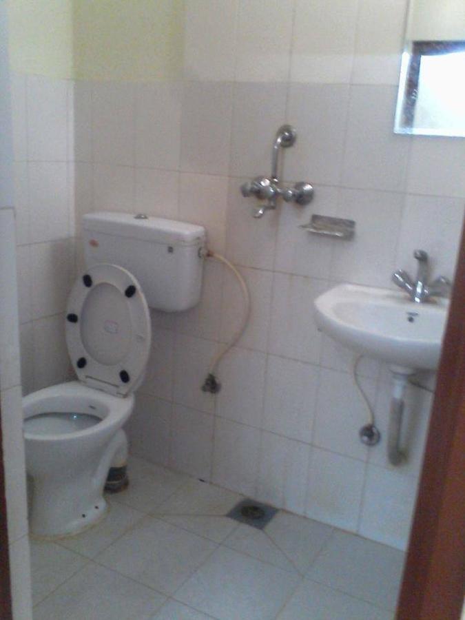 Hotel Sisters Home Kathmandu Bagian luar foto