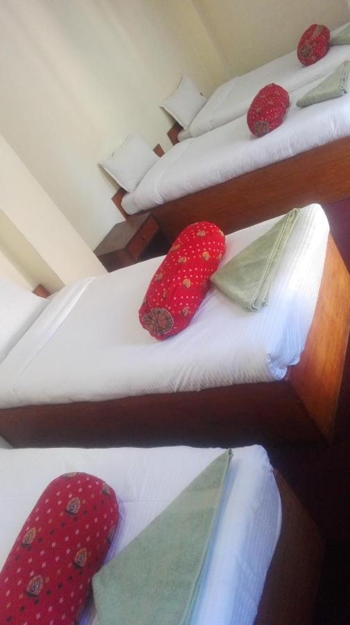 Hotel Sisters Home Kathmandu Bagian luar foto