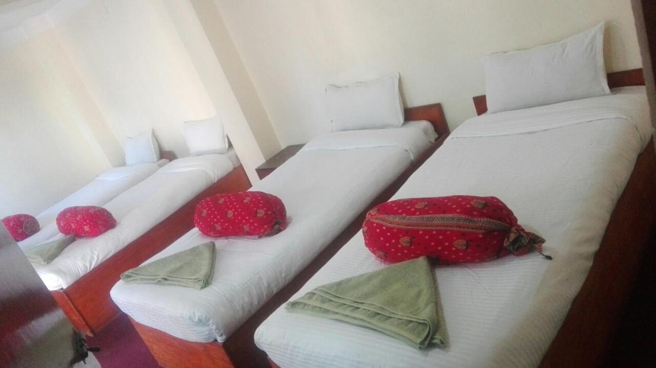 Hotel Sisters Home Kathmandu Bagian luar foto